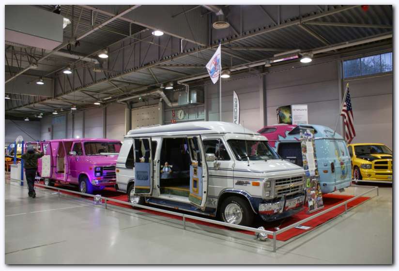 802x537 pixels (58K)