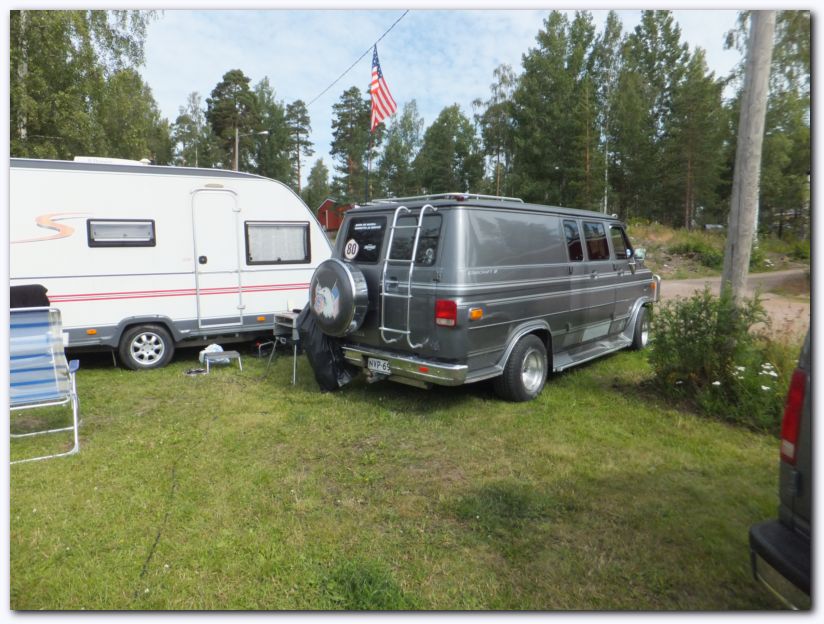 802x601 pixels (103K)