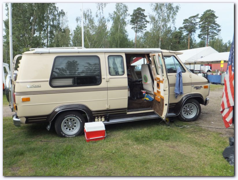 802x601 pixels (110K)