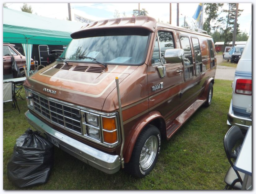 802x601 pixels (96K)