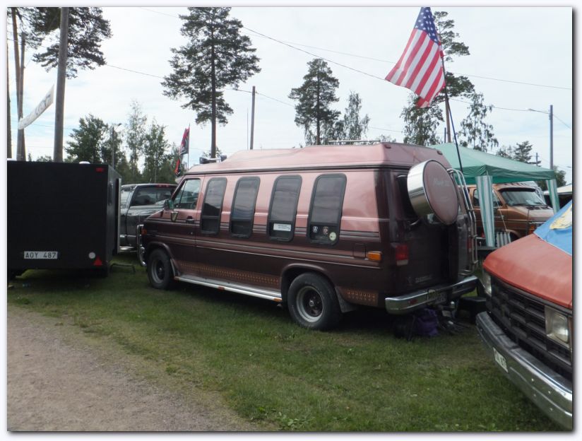 802x601 pixels (90K)