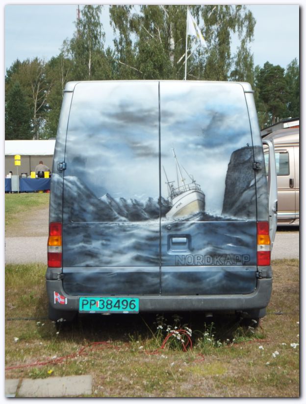 602x801 pixels (92K)