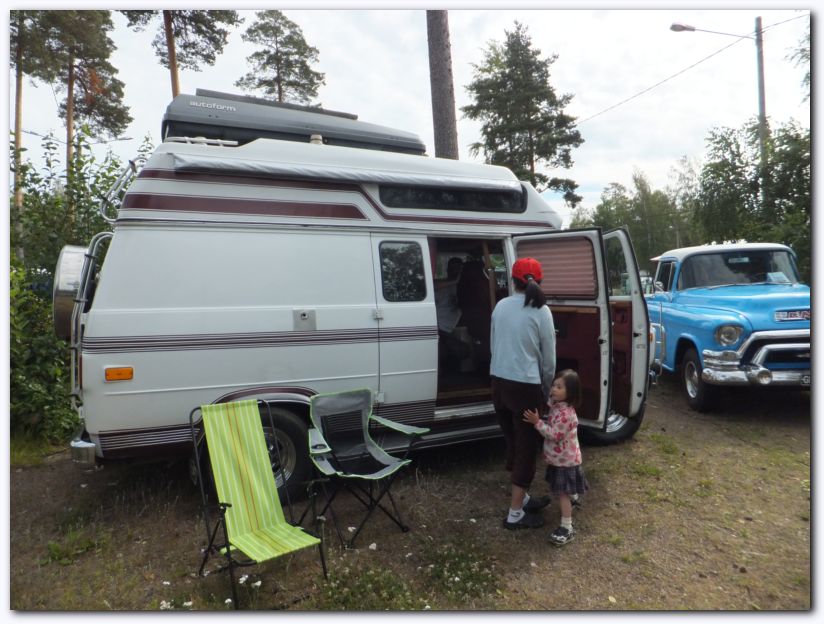 802x601 pixels (98K)