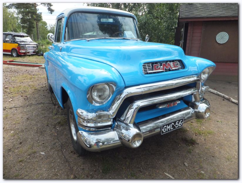 802x601 pixels (108K)