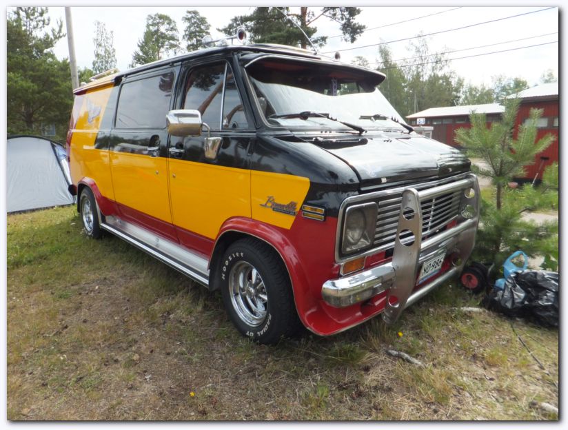 802x601 pixels (110K)