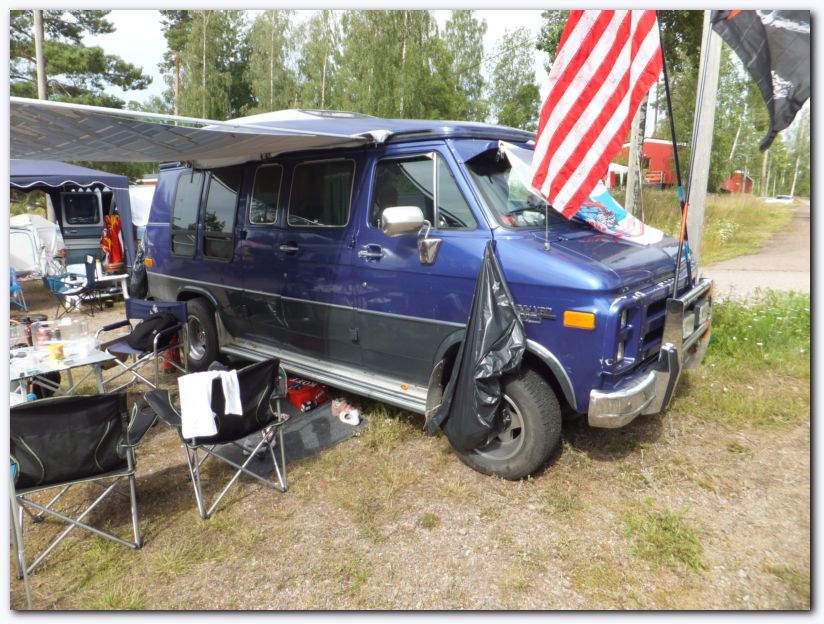 802x601 pixels (125K)