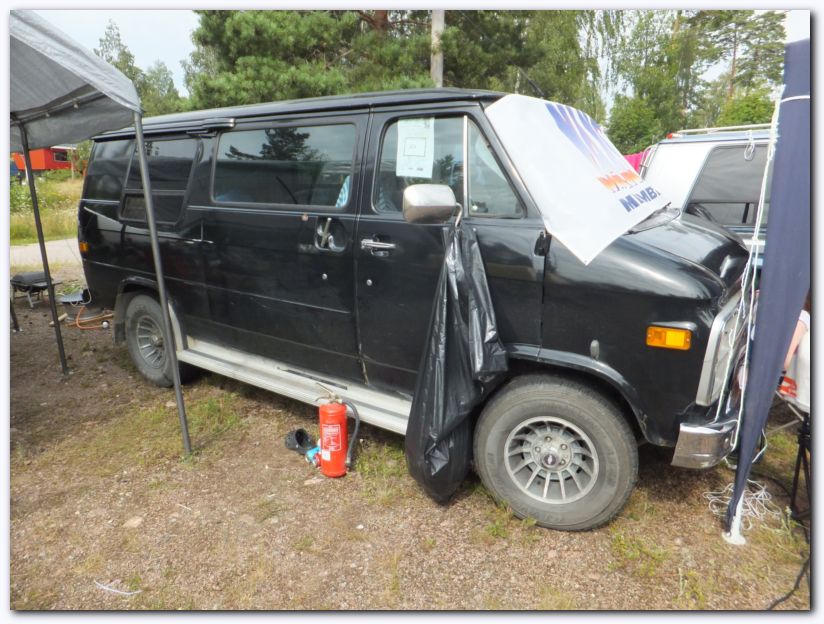 802x601 pixels (108K)