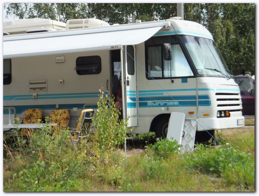 802x601 pixels (108K)