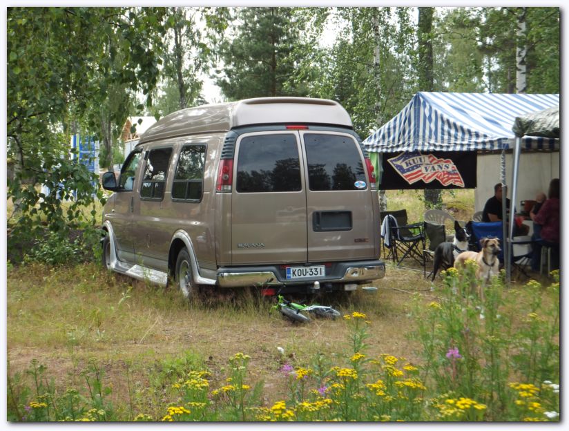 802x601 pixels (130K)