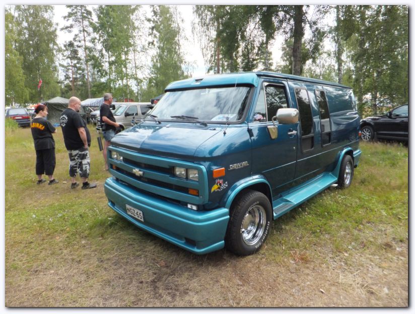 802x601 pixels (124K)