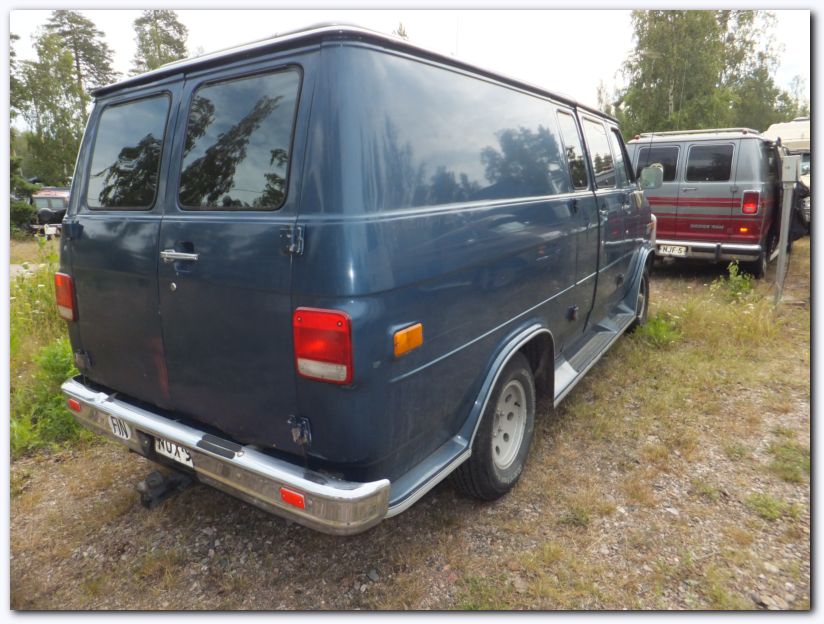 802x601 pixels (98K)