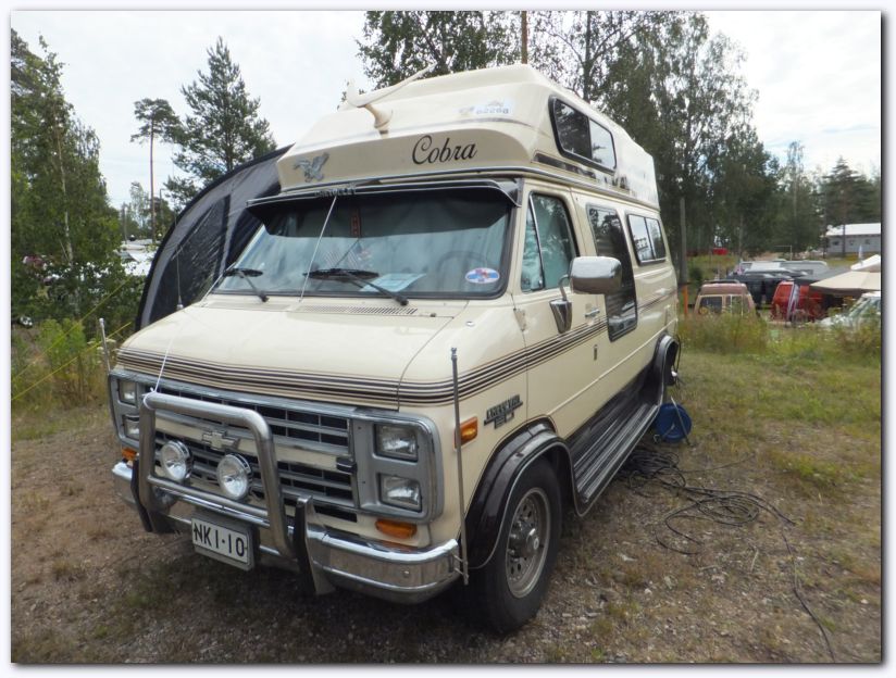 802x601 pixels (106K)