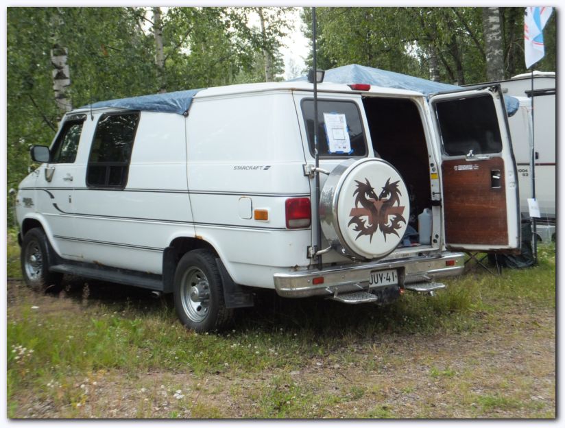 802x601 pixels (105K)