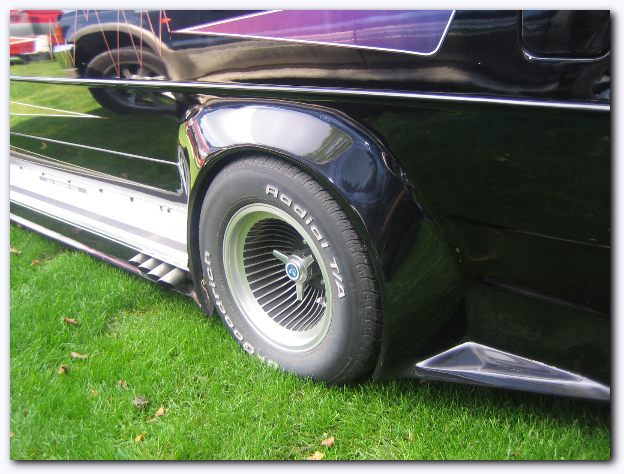 602x451 pixels (69K)