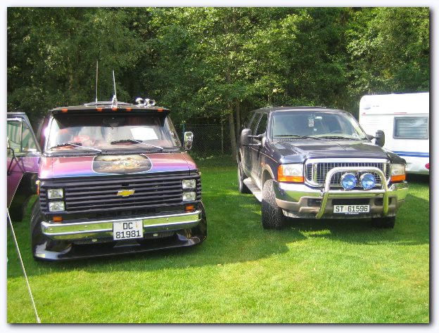 602x451 pixels (92K)