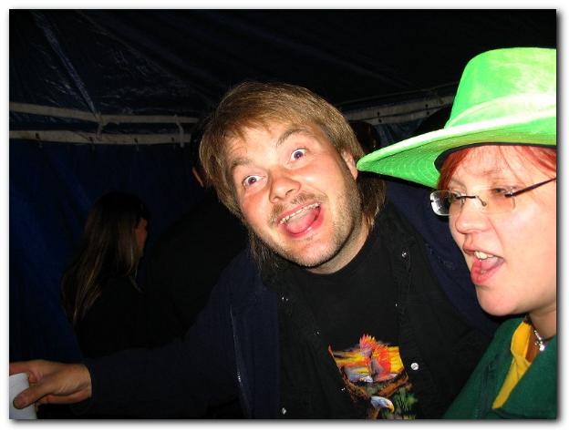 602x451 pixels (36K)