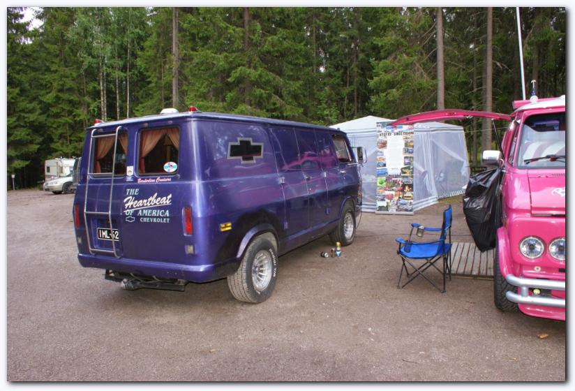 802x537 pixels (85K)