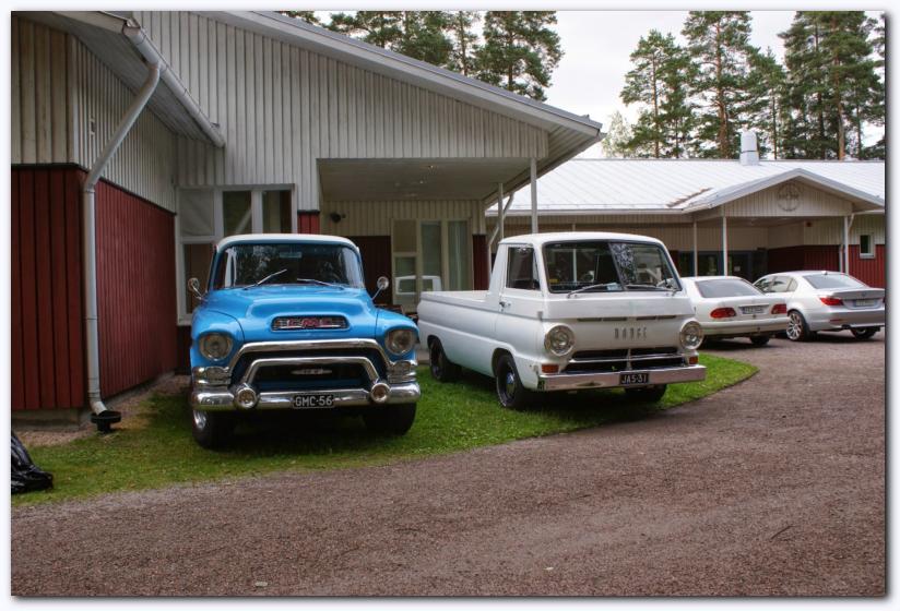 802x537 pixels (86K)