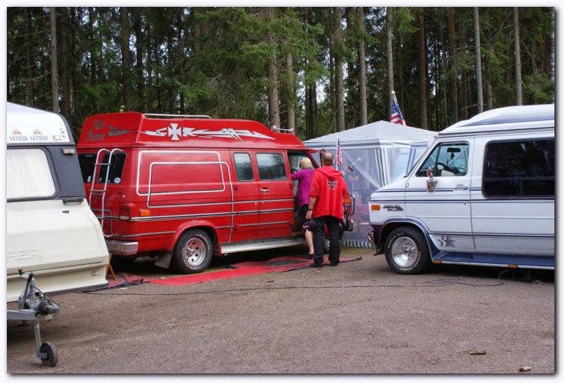 802x537 pixels (87K)