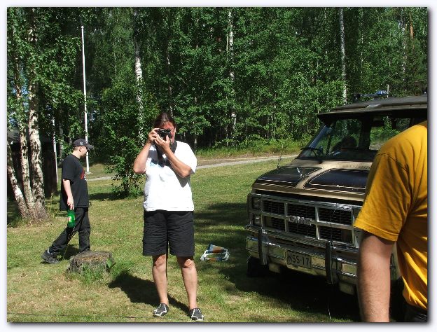 602x451 pixels (101K)