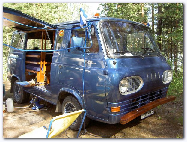 602x451 pixels (89K)