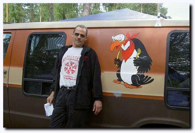 655x437 pixels (44K)