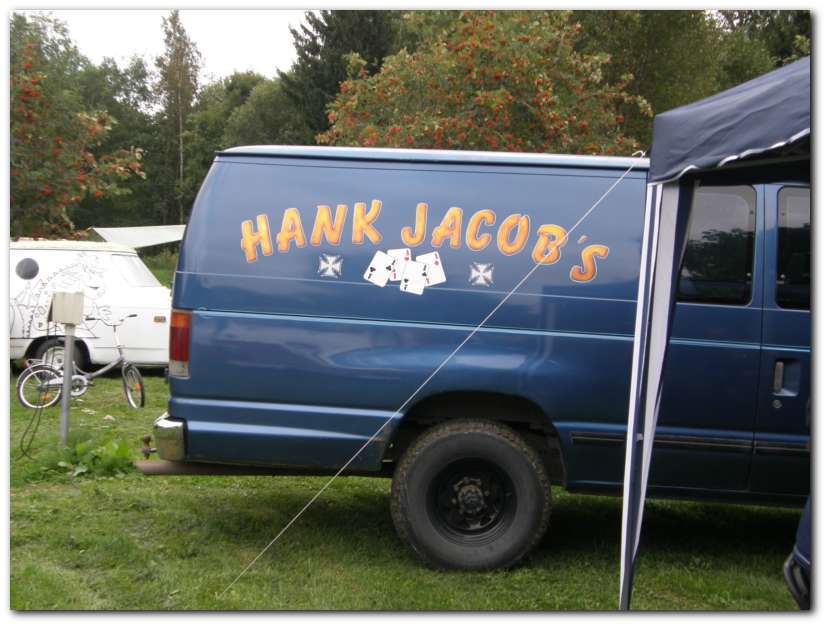 802x601 pixels (62K)