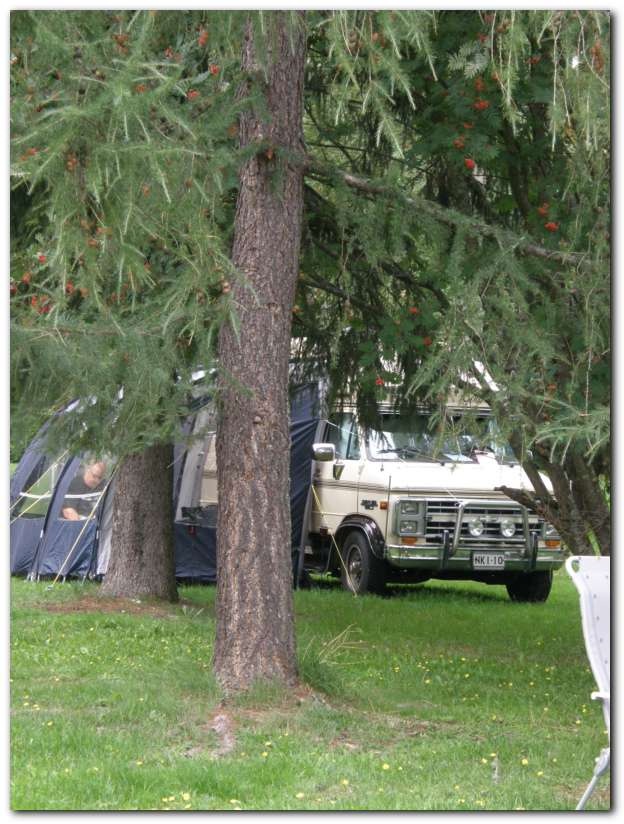 602x801 pixels (81K)