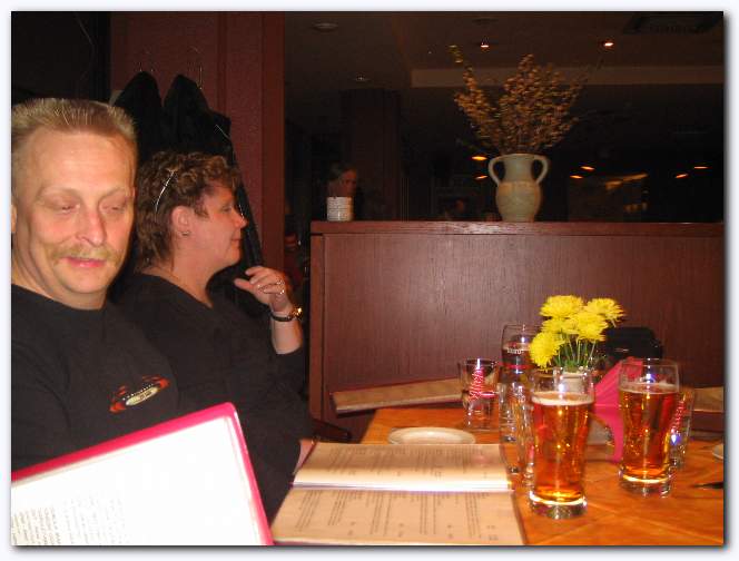 642x481 pixels (36K)