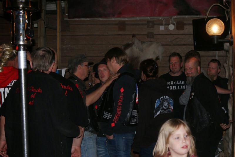 800x536 pixels (51K)