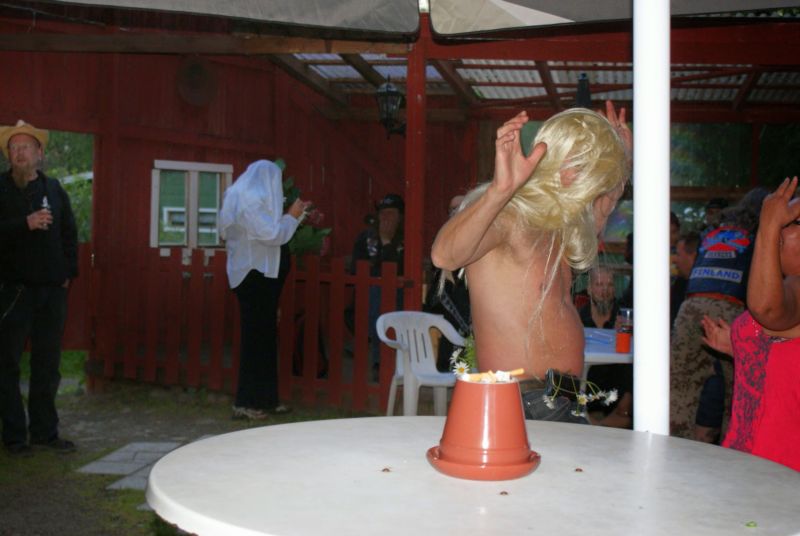 800x536 pixels (51K)