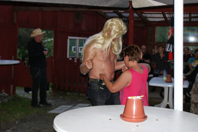 800x536 pixels (50K)