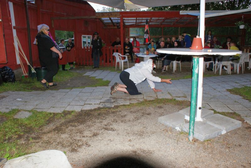 800x536 pixels (84K)