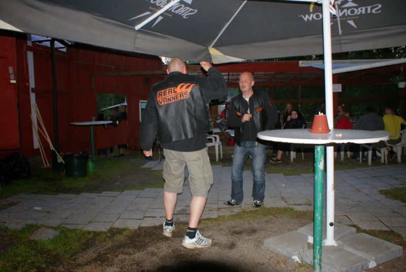 800x536 pixels (65K)