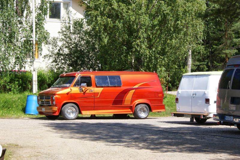 800x536 pixels (125K)