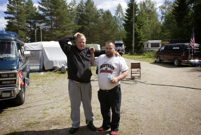 800x536 pixels (100K)