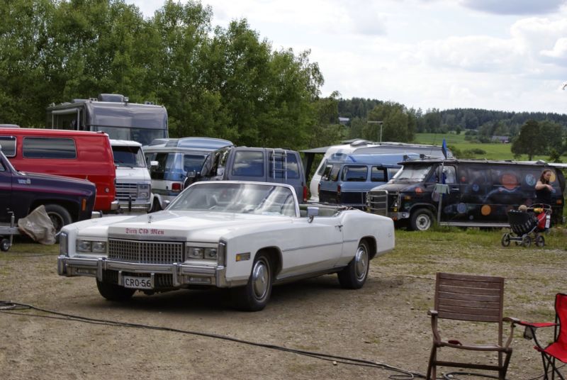 800x536 pixels (85K)