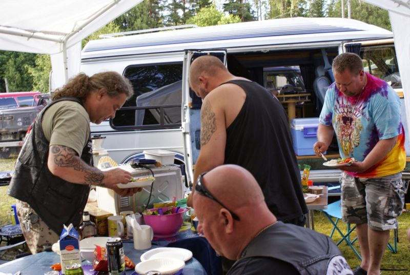 800x536 pixels (88K)