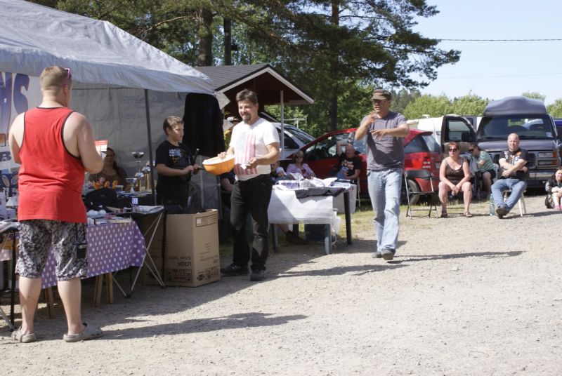 800x536 pixels (92K)