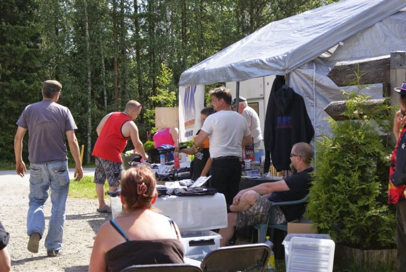 800x536 pixels (97K)