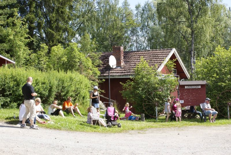 800x536 pixels (136K)