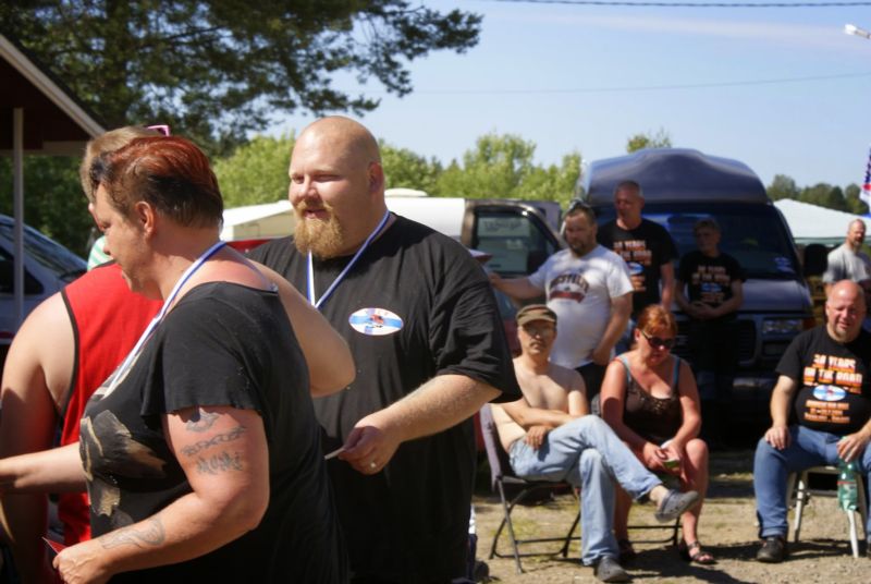 800x536 pixels (70K)